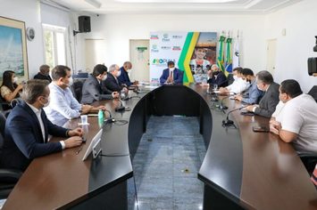 Governador e prefeito de Teresina reforçam parceria para combater pandemia e nova cepa indiana