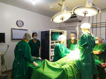 Hospital Regional Chagas Rodrigues realiza primeira cirurgia por videolaparoscopia