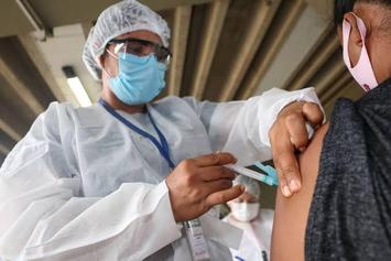 Piauí seguirá orientações do PNI de não misturar doses de vacinas contra Covid-19 em gestantes e puérperas