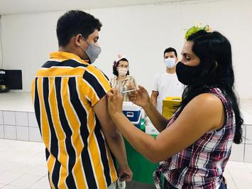 Sesapi realiza ação de vacinação contra influenza no Centro Administrativo 