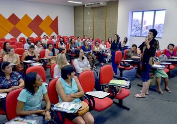 Oficina reforça função da humanização no acolhimento hospitalar