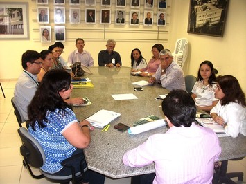 Reunião define regulação de pacientes para o HGV