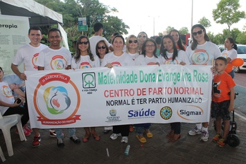 Francisco Costa participa da III Marcha de Humanização do Parto