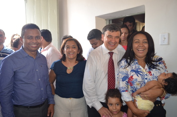 Governador entrega 10 leitos de UTI Neonatal para Floriano 