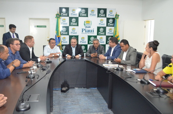 Comunidades de Teresina receberão academias ao ar livre